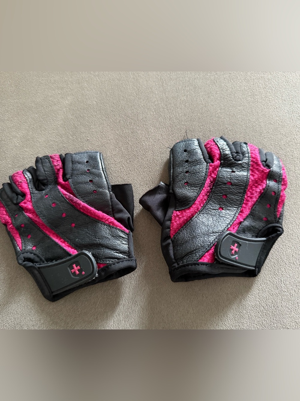 Harbinger Womenβs Pro Exercise Workout Real Leather Gloves Large L Black Pink